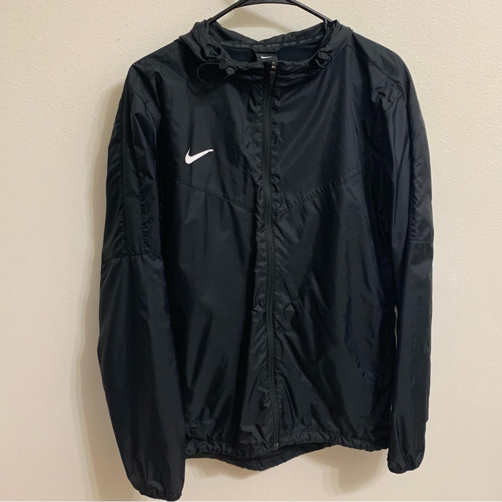 Nike windbreaker